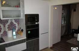 3 camere, 72 mp utili, 2 balcoane inchise, boxa, zona strazii Dionisie Roman!