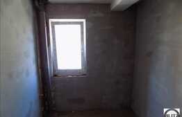 4 camere, 100 mp, curte interioara, 2 balcoane, zona Iulius Mall