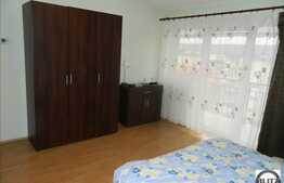 Mansarda cu 2 camere, 48 mp, balcon! Zona Florilor! Decomandat! Cu parcare!