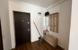 Apartament 3 camere, 68 mp, parcare, zona Terra 