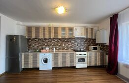 Apartament 3 camere, 68 mp, parcare, zona Terra 