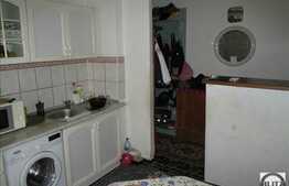 Vanzare 2 camere, 53 mp, decomandat, boxa, balcon inchis, zona strazii Tulcea!