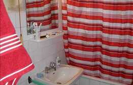 Vanzare 3 camere, decomandat, 70 mp, boxa, zona magazinului Lidl!