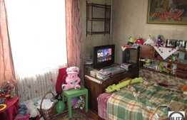 Apartament 2 camere, 50 mp utili, etaj intermediar,decomandat, zona P-ta Abator!