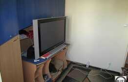 4 camere, decomandat, 80 mp, 2 balcoane, etaj intermediar,zona strazii Teleorman