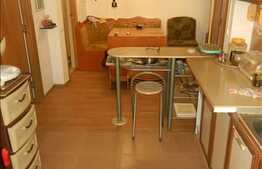 2 camere, 56 mp plus boxa la subsol, zona Florilor