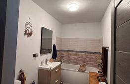 Apartament 3 camere, 2 bai, 75mp, finisat mobilat lux, Sannicoara