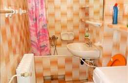 Inchiriere 4 camere decomandate, 80 mp utili + garaj