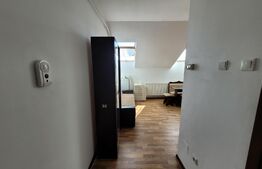 Apartament la mansarda, 2 camere, 34mp, semidecomandat, Marasti