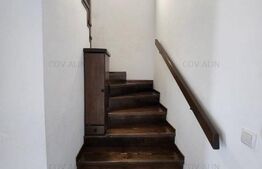 Casa insiruita in Sanpetru