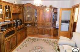 Apartament 3 camere, 65 mp utili, decomandat, zona strazii Intre Lacuri!