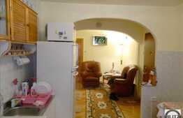 Apartament 3 camere, 65 mp utili, decomandat, zona strazii Intre Lacuri!