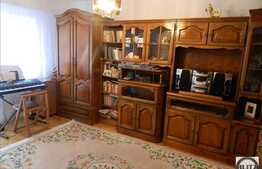 Apartament 3 camere, 65 mp utili, decomandat, zona strazii Intre Lacuri!