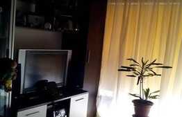 1 camera, mansarda inalta, 32 mp, 10 mp TERASA! Parcare optionala! Zona Eroilor!