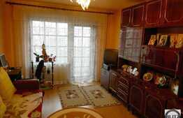 Vanzare 3 camere, 70 mp, parcare, 2 balcoane, boxa, zona strazii Aurel Vlaicu!