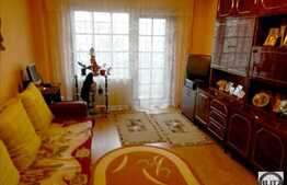 Vanzare 3 camere, 70 mp, parcare, 2 balcoane, boxa, zona strazii Aurel Vlaicu!