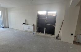 Apartament 3 camere, 66mp, semifinisat, parcare, gradina, zona Cetatii