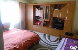 Apartament 1 camera, 36.4 mp utili, decomandat, zona strazii Bucuresti!