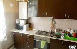 Apartament 1 camera, 36.4 mp utili, decomandat, zona strazii Bucuresti!