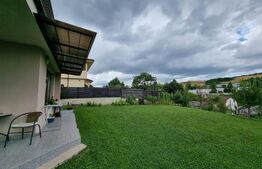 Casa 6 camere, 191 mp, 650 de teren, zona Petrom