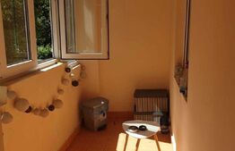 Apartament 4 camere, decomandat, 2 bai, 2 balcoane, 82 mp, zona UMF 