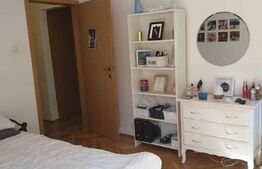 Apartament 4 camere, decomandat, 2 bai, 2 balcoane, 82 mp, zona UMF 