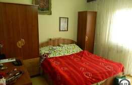 2 camere, decomandat, 75 mp, 2 balcoane, parcare, zona strazii Nasaud