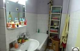 2 camere, decomandat, 75 mp, 2 balcoane, parcare, zona strazii Nasaud