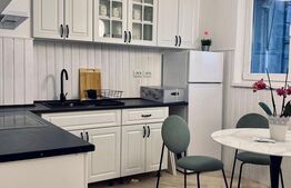 Apartament cu 2 camere decomandate la cheie, Zona Ultracentrala