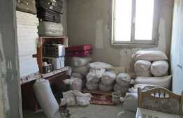 2 camere, semidecomandat, semifinisat, imobil nou, parcare, zona linistita!