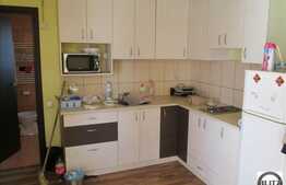 3 camere, semidecomandat, imobil nou, garaj, zona linistita! Mobilat si utilat!