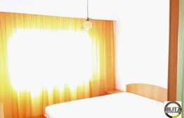 3 camere, 68 mp, decomandat, mobilat modern, zona Piata Marasti