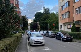 Apartament 3 camere, 64 mp, renovabil, zona Nicolae Titulescu