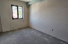 Apartament 2 camere, 54 mp, gradina, parcare, zona Cetatii