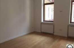 3 camere, 82 mp, decomandat, finisat modern, zona strazii Horea!