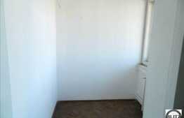 De vanzare apartament 2 camere, 55 mp utili, decomandat, zona Iulius Mall!