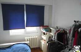 3 camere, decomandat, 74 mp, 2 balcoane inchise, zona B-dul Dorobantilor!