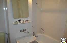 3 camere, decomandat, 74 mp, 2 balcoane inchise, zona B-dul Dorobantilor!