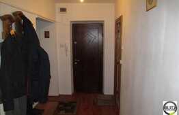 3 camere, decomandat, 74 mp, 2 balcoane inchise, zona B-dul Dorobantilor!