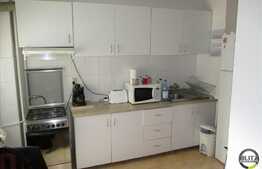 3 camere, decomandat, 74 mp, 2 balcoane inchise, zona B-dul Dorobantilor!