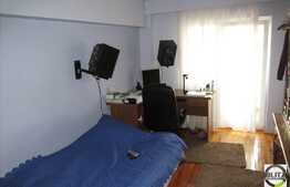 3 camere, decomandat, 74 mp, 2 balcoane inchise, zona B-dul Dorobantilor!