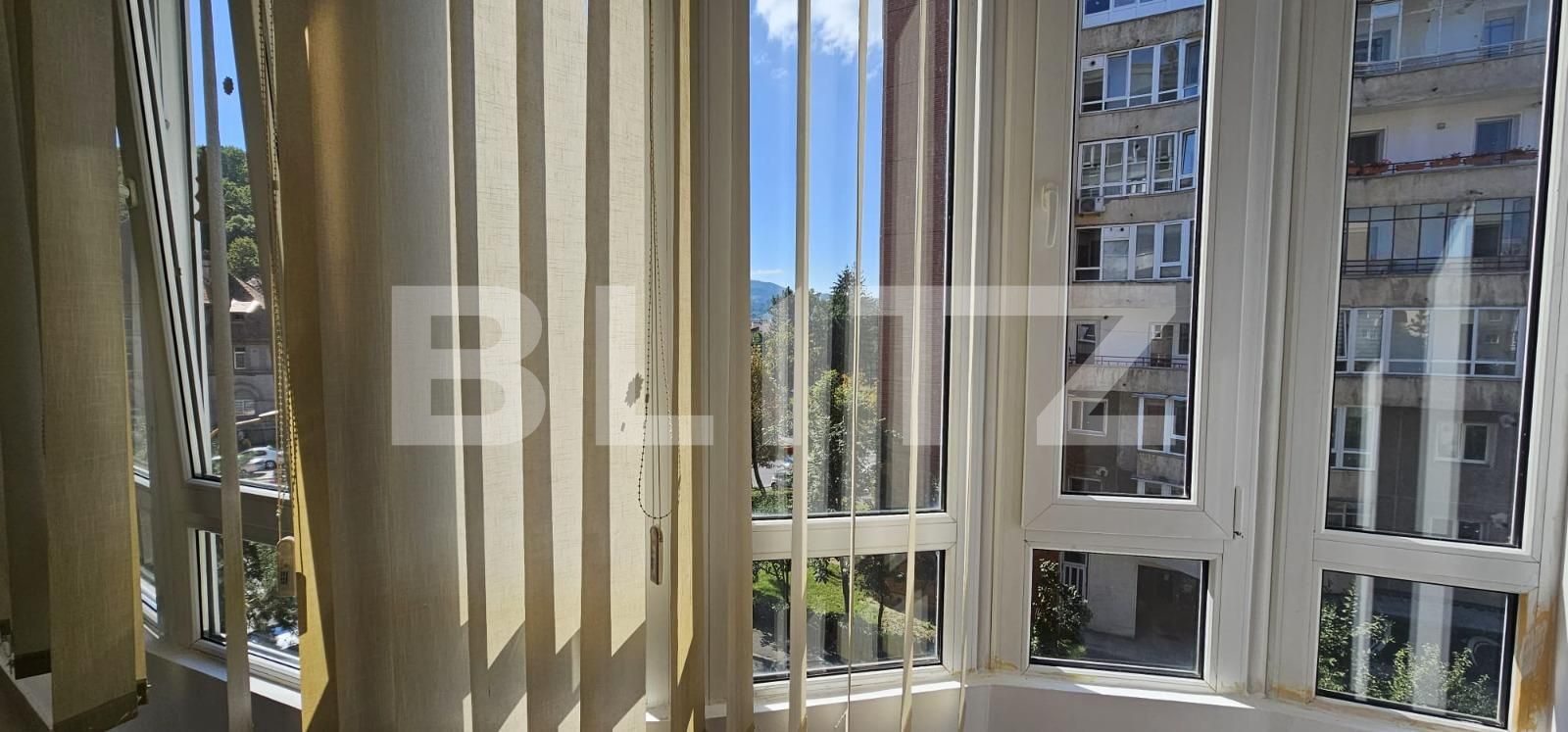 Apartament de vânzare 3 camere Centrul Civic - 123254AV | BLITZ Brașov | Poza4