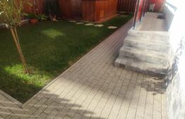 Apartament 3 camere, 65 mp, gradina 60mp, 2 locuri parcare, zona Terra