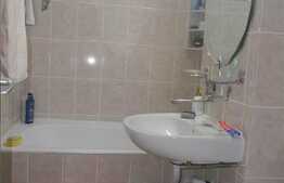 Apartament 3 camere, 57 mp utili, parcare, boxa la subsol, zona strazii Parang!