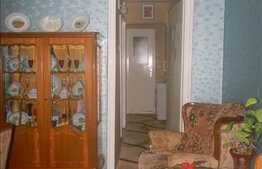 Apartament 3 camere, 57 mp utili, parcare, boxa la subsol, zona strazii Parang!