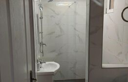 Casa 3 camere, 150 mp, parcare, terasa, zona Avram Iancu 