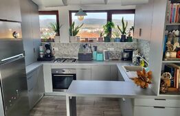 Apartament 4 camere, 2 bai, 86mp, parcare, zona Ioan Rus