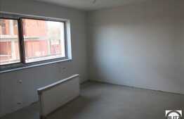 Apartament 4 camere, 97 mp utili, gradina 200 mp, zona Borhanci!