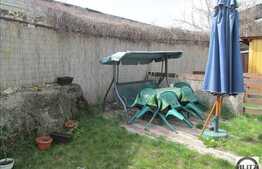 3 camere, 81 mp, 2 nivele, parcare, gradina 50 mp, zona strazii Maramuresuli!