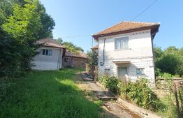 Casa renovabila+teren generos, 5342 mp, sat Gheorghieni 